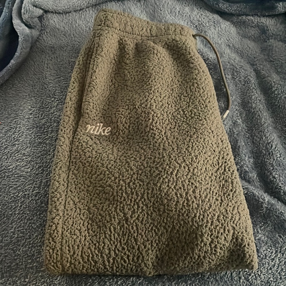 Large army green fuzzy Nike pants